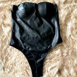 Strapless corset vegan leather bodysuit sz Small